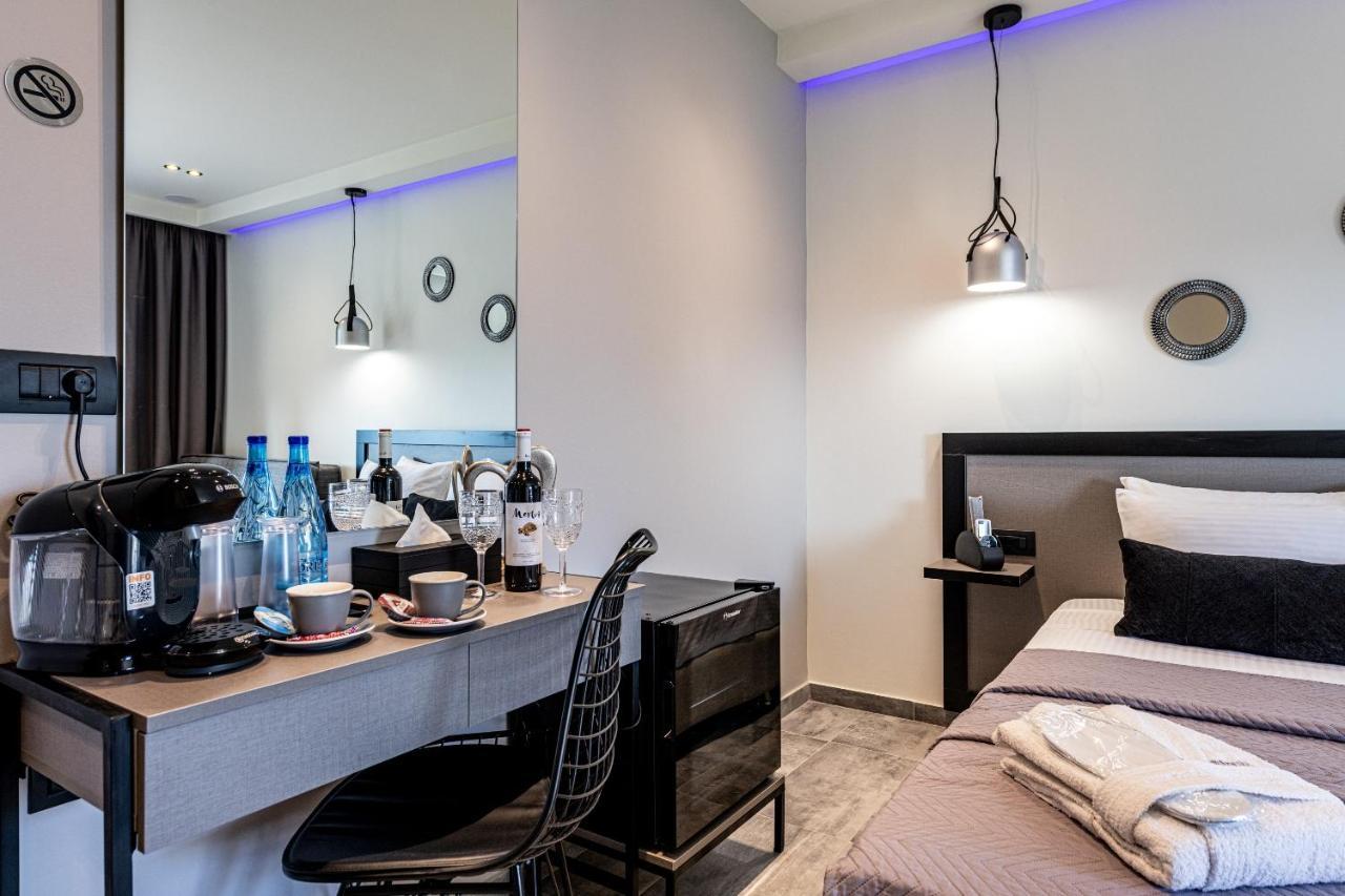 Moon Boutique Hotel Лаганас Екстер'єр фото