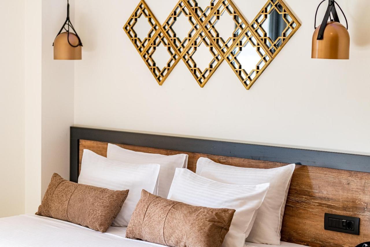 Moon Boutique Hotel Лаганас Екстер'єр фото