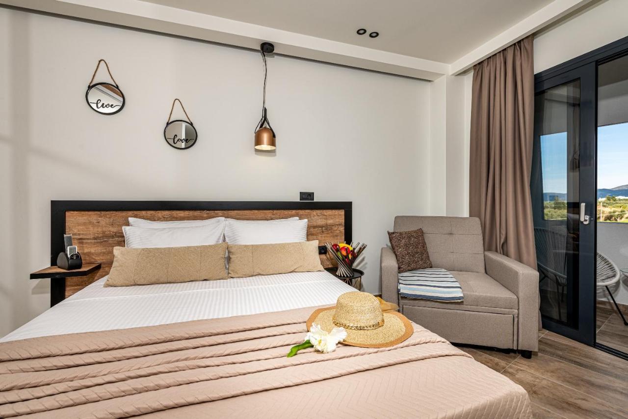 Moon Boutique Hotel Лаганас Екстер'єр фото