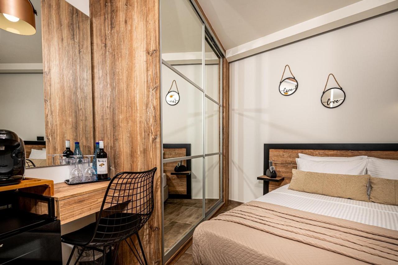 Moon Boutique Hotel Лаганас Екстер'єр фото