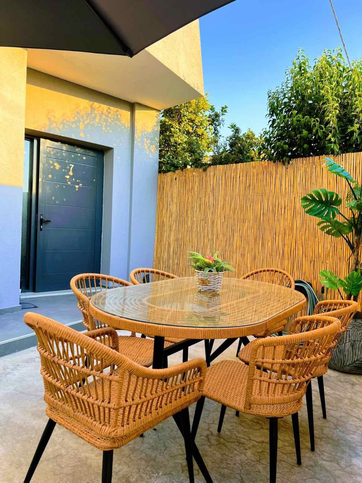 Moon Boutique Hotel Лаганас Екстер'єр фото